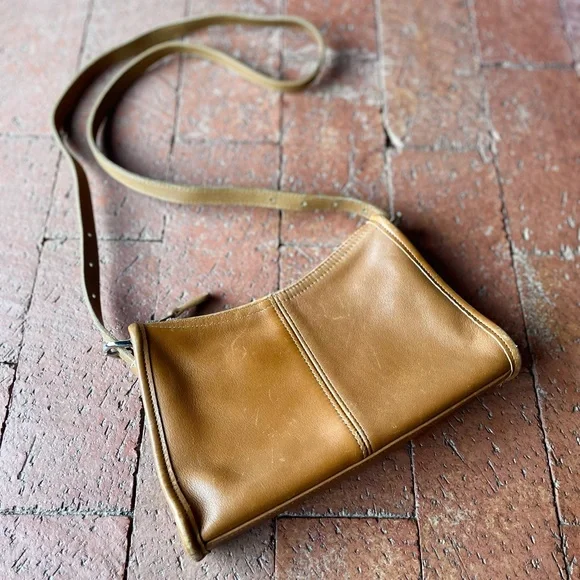 Coach small brown leather purse - Picture 2 of 7